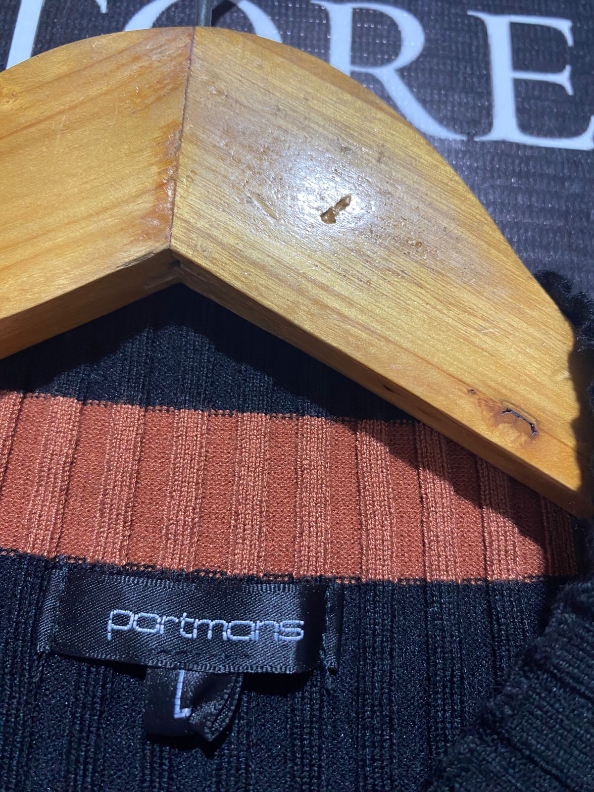 PORTMONS |L| BUST 14| black and orange striped ribbed turtleneck sweater