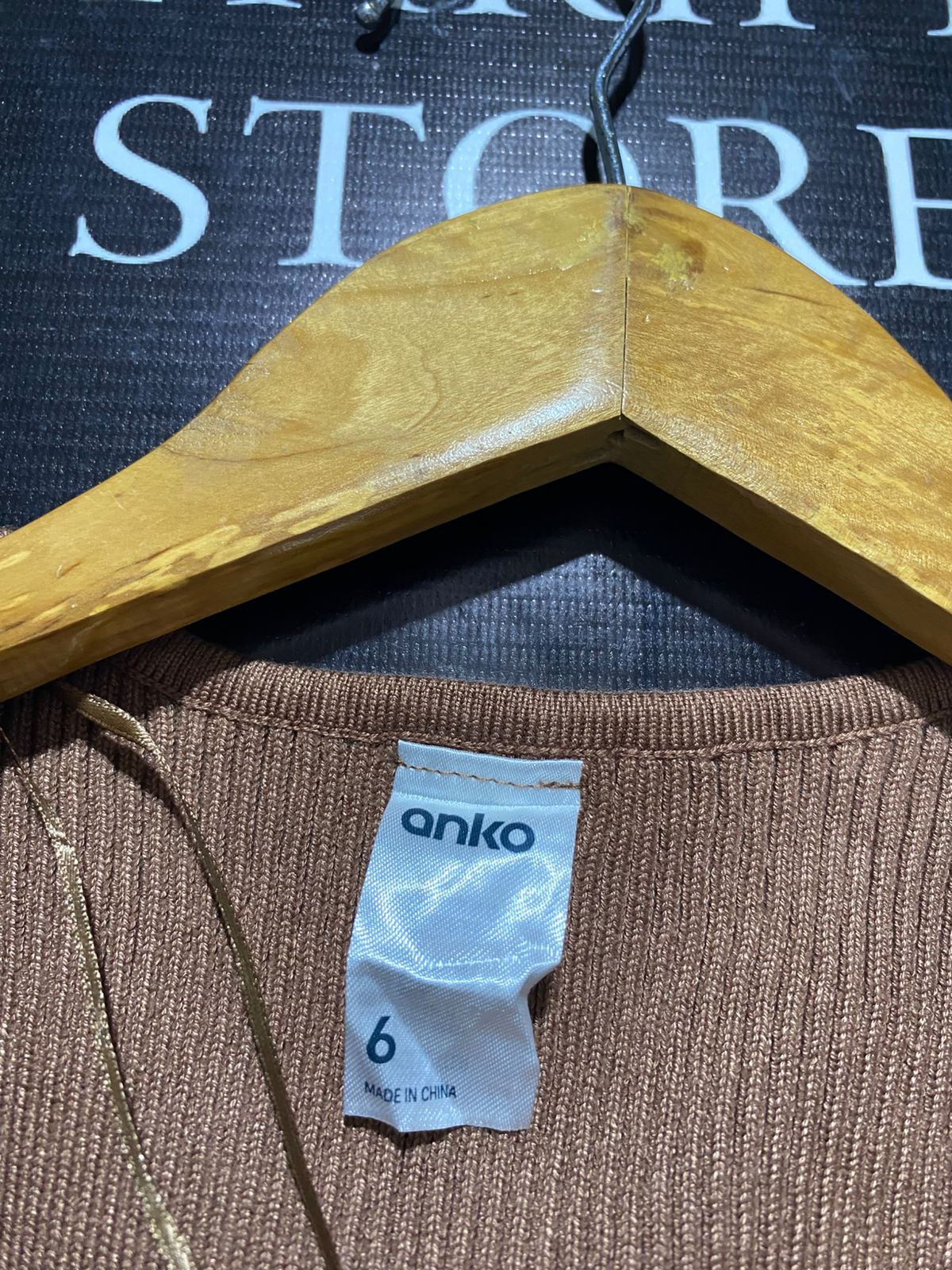 ANKO |XS| BUST 10| Brown Ribbed Knit V-Neck Top