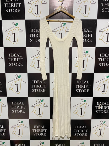 DAZIE |S| BUST 11| White Scoop Neck Maxi Dress
