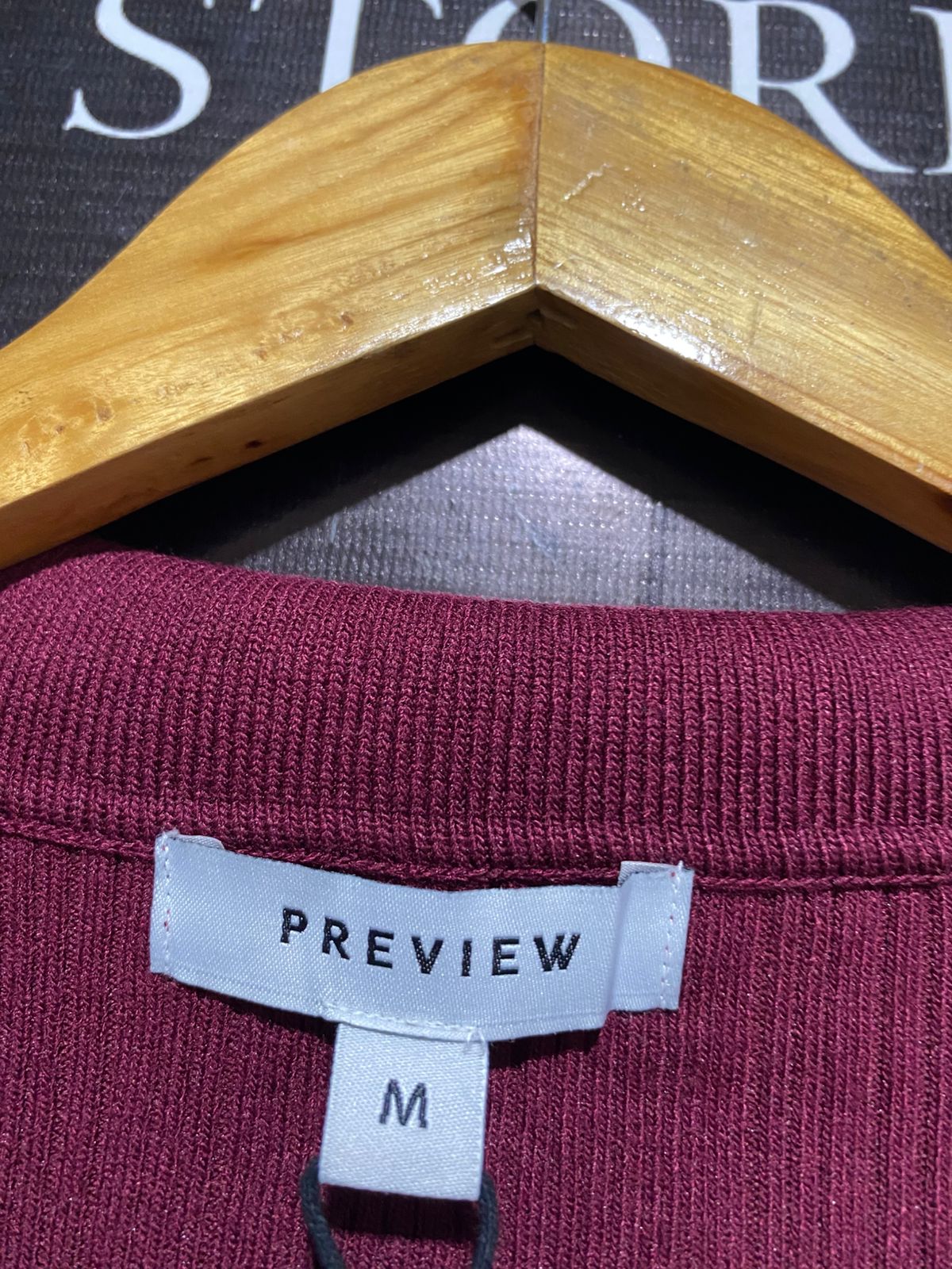 PREVIEW |M| BUST 17| BURGUNDY RIBBED KNIT BUTTON-UP CARDIGAN