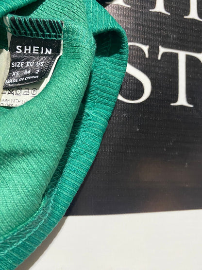 SHEIN |XS| BUST 13| EMERALD GREEN RIBBED SWEETHEART NECKLINE CROPPED TOP