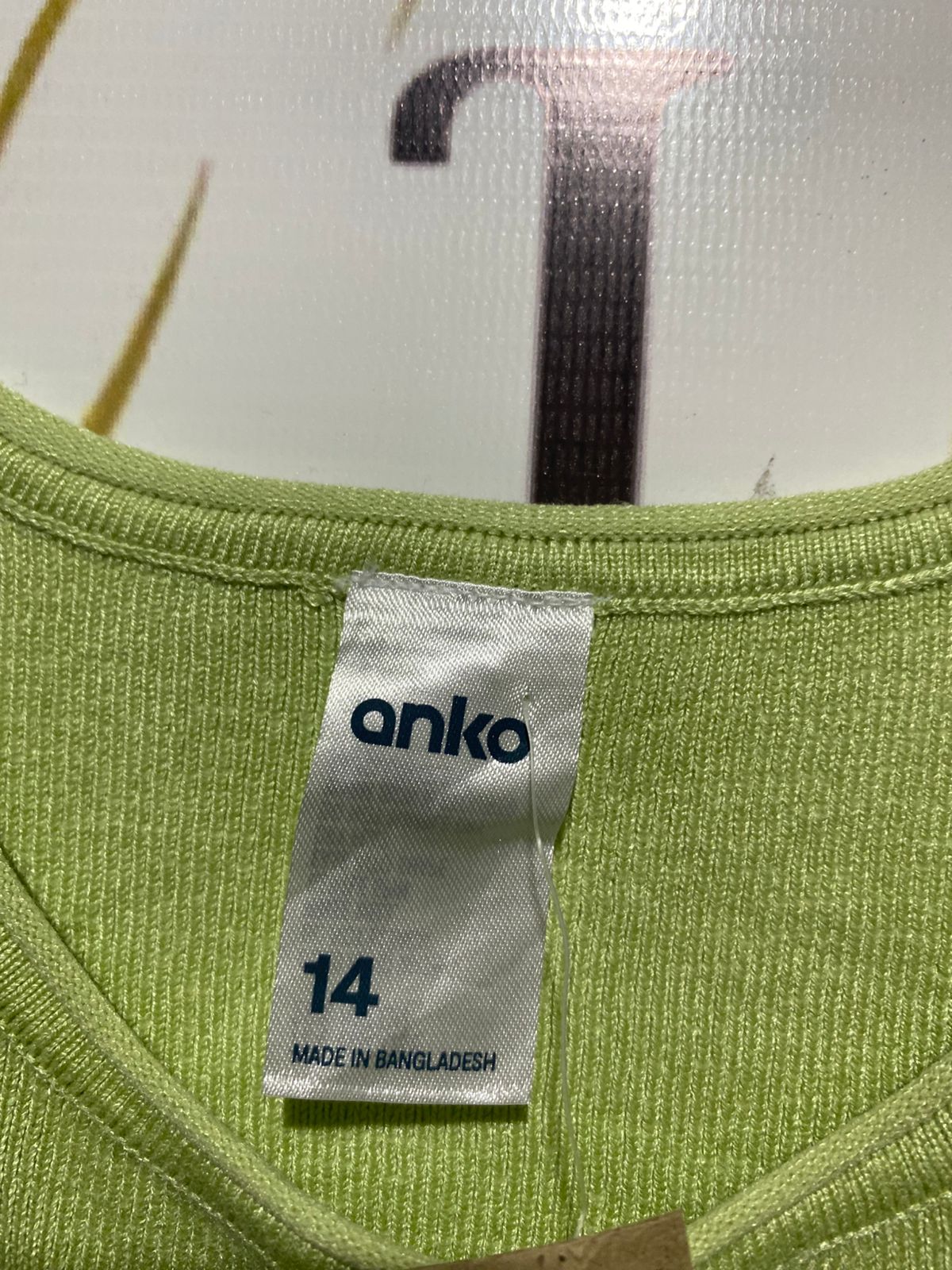 ANKO |L| BUST 16| LIME GREEN SCOOP-NECK TANK