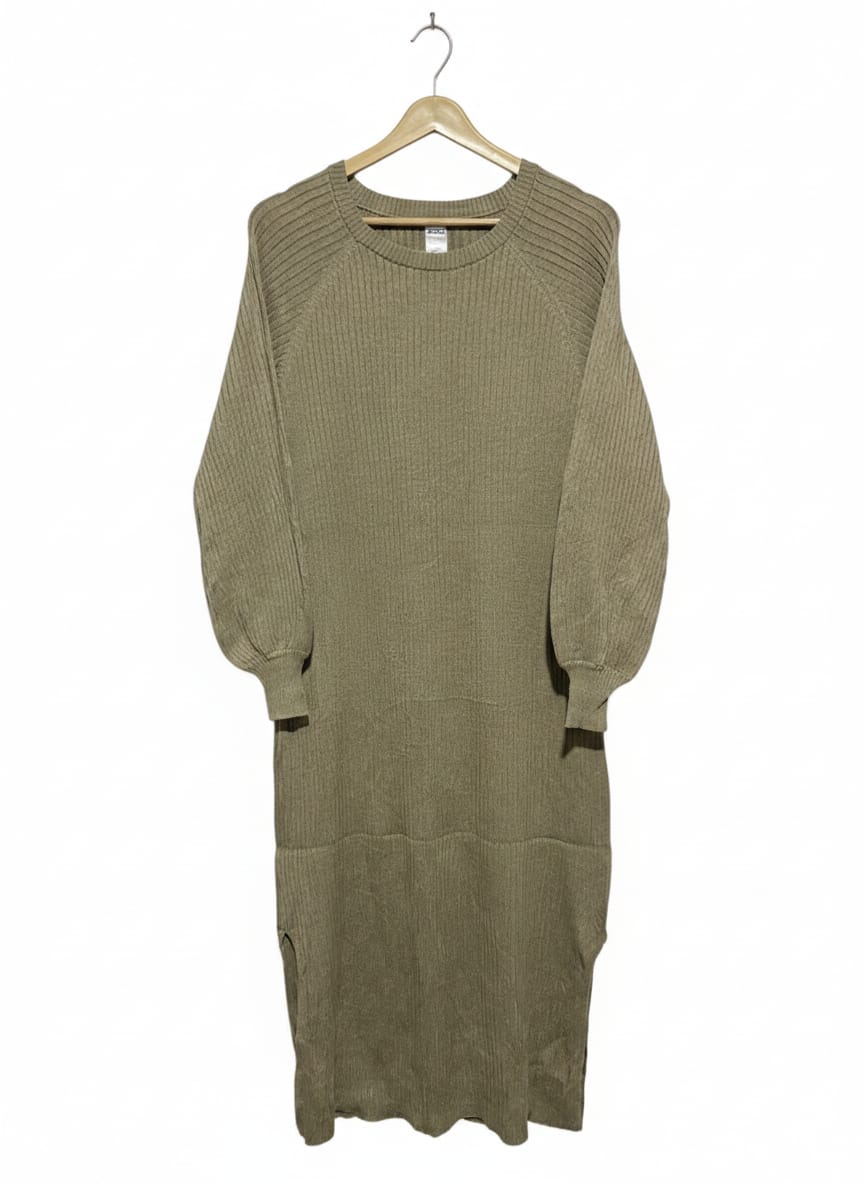 ANKO |L| BUST 17 | STAY COZY AND STYLISH IN THIS OLIVE GREEN RIBBED MAXI DRESS