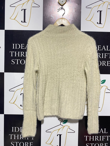 & ME |XS| BUST 16| EXPERIENCE UNMATCHED COMFORT IN THIS PLUSH CREAM SWEATER