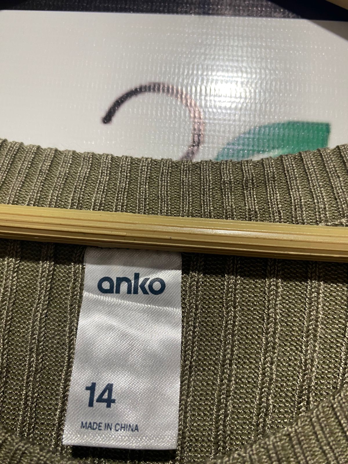 ANKO |L| BUST 17 | STAY COZY AND STYLISH IN THIS OLIVE GREEN RIBBED MAXI DRESS