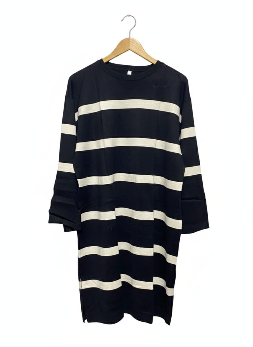 & ME |M| BUST 21| BLACK AND WHITE STRIPED KNIT T-SHIRT DRESS