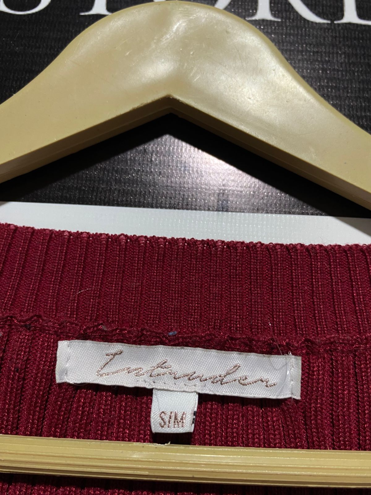 LUTRUDER |S/M| BUST 12| BURGUNDY RIBBED SCOOP NECK LONG SLEEVE