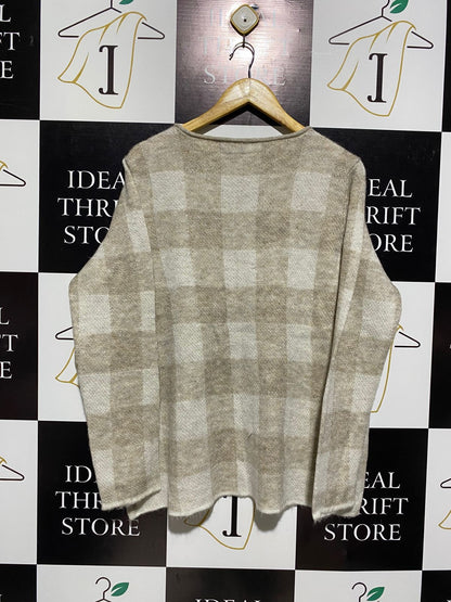 SUZANNEGRAE |XL| BUST 28| TAN AND WHITE GINGHAM ROUND NECK SWEATER