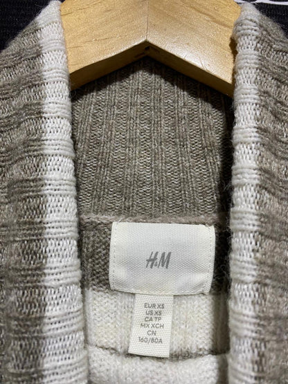 H&M |XS| BUST 23| GREY AND WHITE STRIPED TURTLENECK SWEATER
