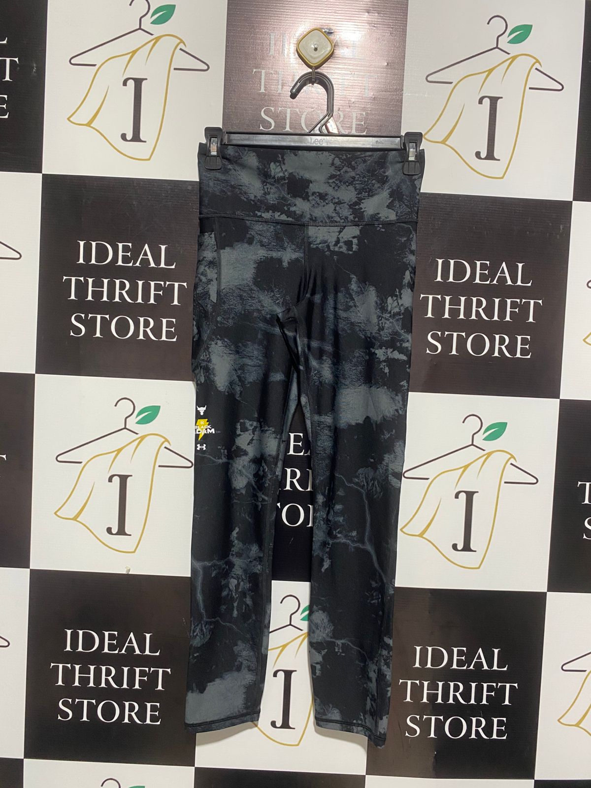 UNDER ARMOUR |S/M| WAIST 24| PROJECT ROCK WOMEN'S HIGH-RISE LEGGINGS - ANTHRACITE CAMO