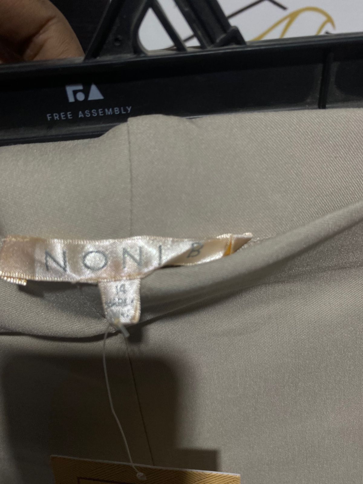 NONI B |XL| WAIST 32| WOMEN'S HIGH-WAISTED STRETCH TROUSERS - SAND BEIGE