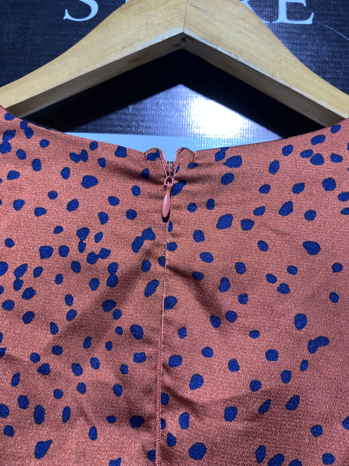 AX PARIS |M| BUST 18| WOMEN'S SATIN MINI DRESS IN RUST WITH POLKA DOTS