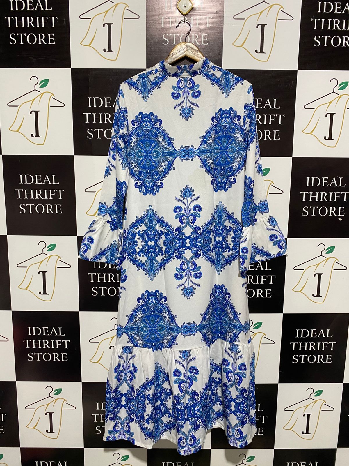 SHEIN |M| BUST 20| WOMEN'S ORNATE DAMASK PRINT MAXI DRESS