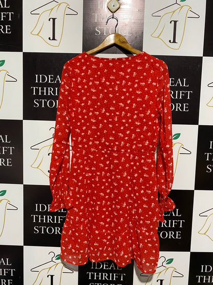 H&M DIVIDED |S| BUST 17|C4|FLORAL V-NECK MINI DRESS IN RED