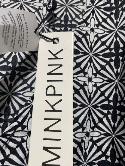 MINKPINK |M| BUST 17|B12| BLACK AND WHITE GEOMETRIC RUCHED BLOUSE