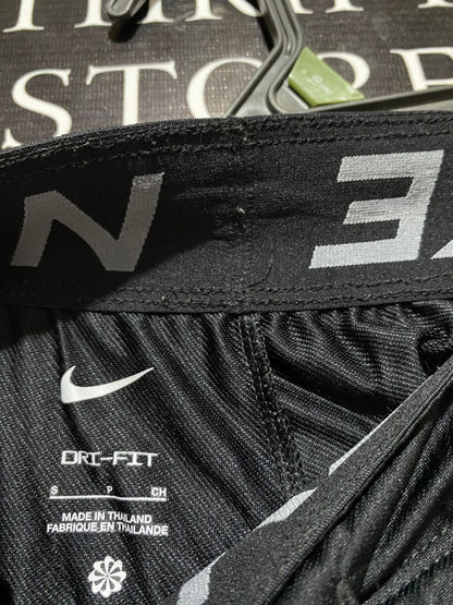 NIKE |S| BUST 29| WOMEN'S CLASSIC BLACK PERFORMANCE RUNNING SHORTS