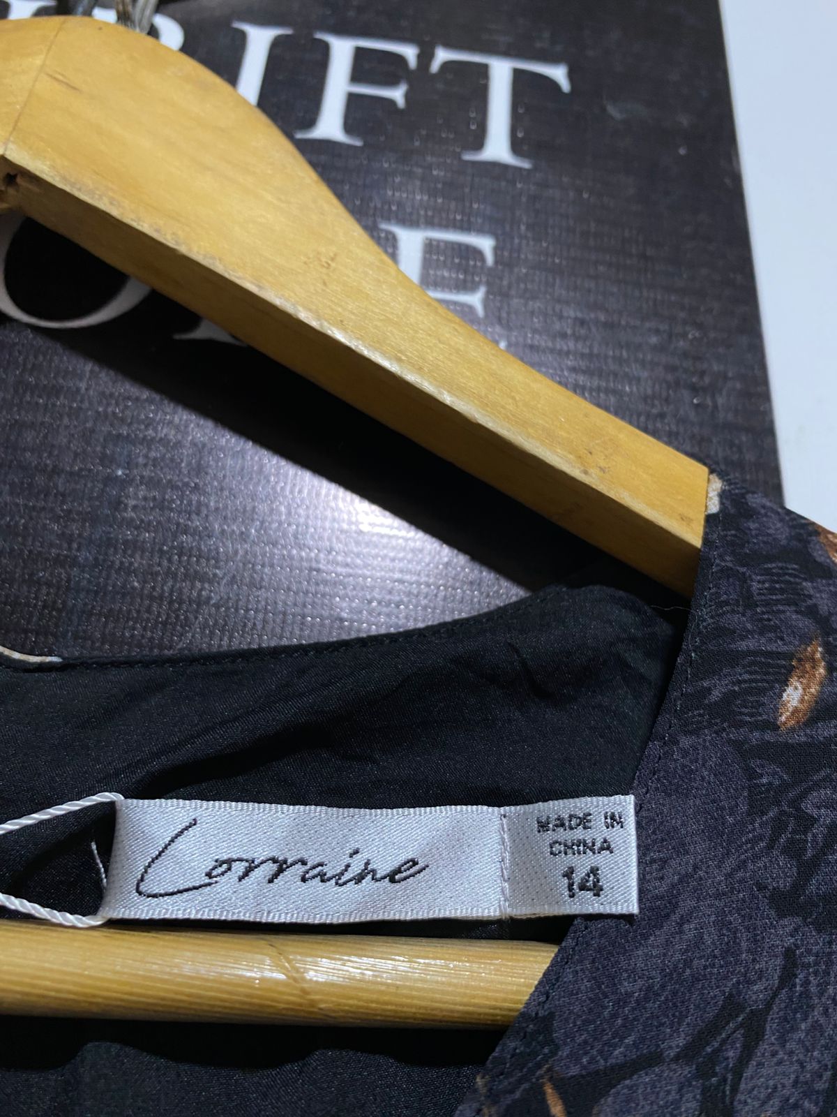 LORRAINE |L| BUST 20| C5| ELEGANT BLACK VINTAGE FLORAL LONG SLEEVE MAXI DRESS