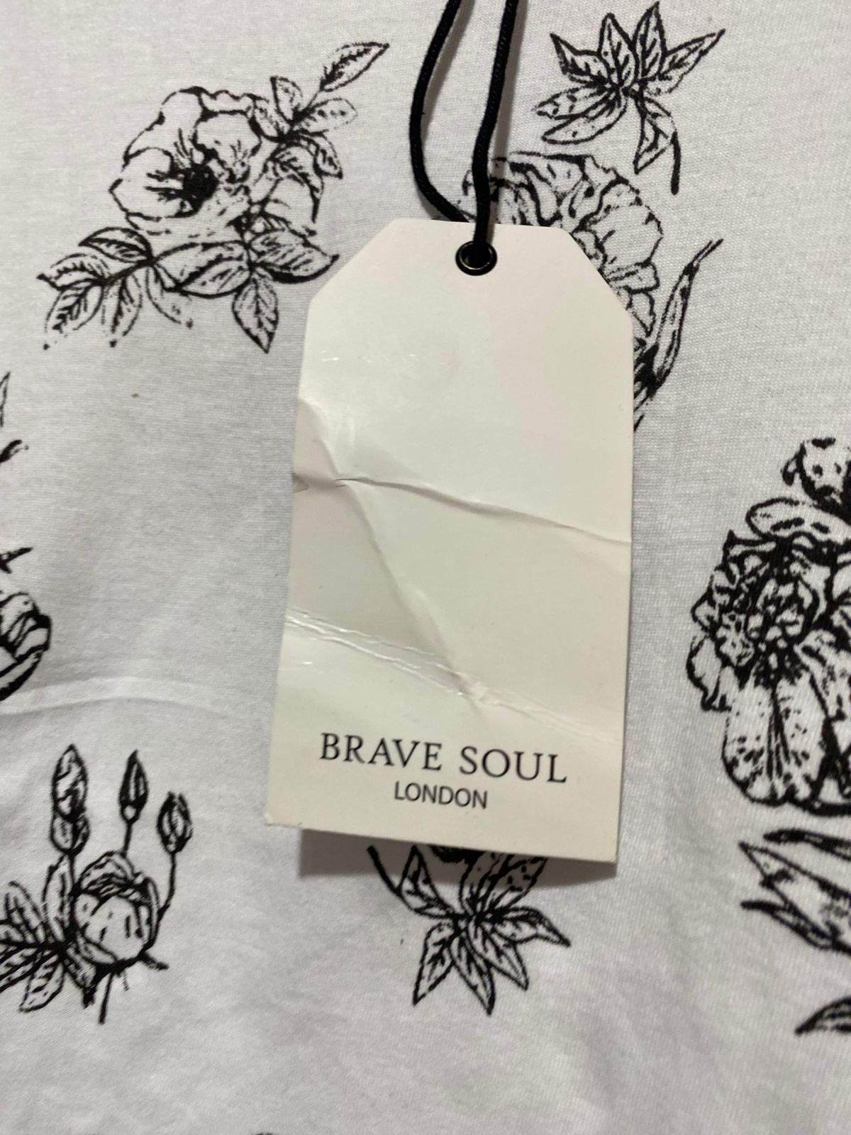 BRAVE SOUL |M| BUST 20| ELEGANT MONOCHROME FLORAL PUFF-SLEEVE TIE-FRONT BLOUSE