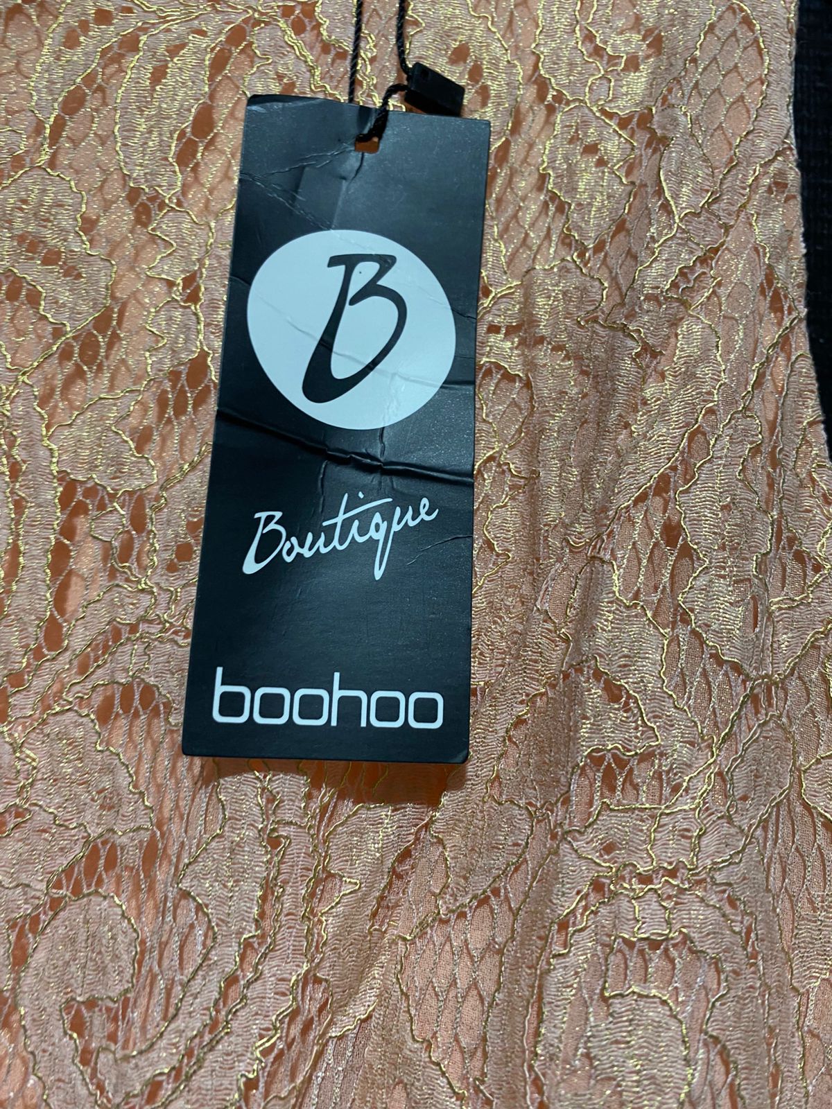 BOOHOO |L| BUST 17| C3| PEACH LACE BODICE MAXI DRESS WITH GOLD WAISTBAND