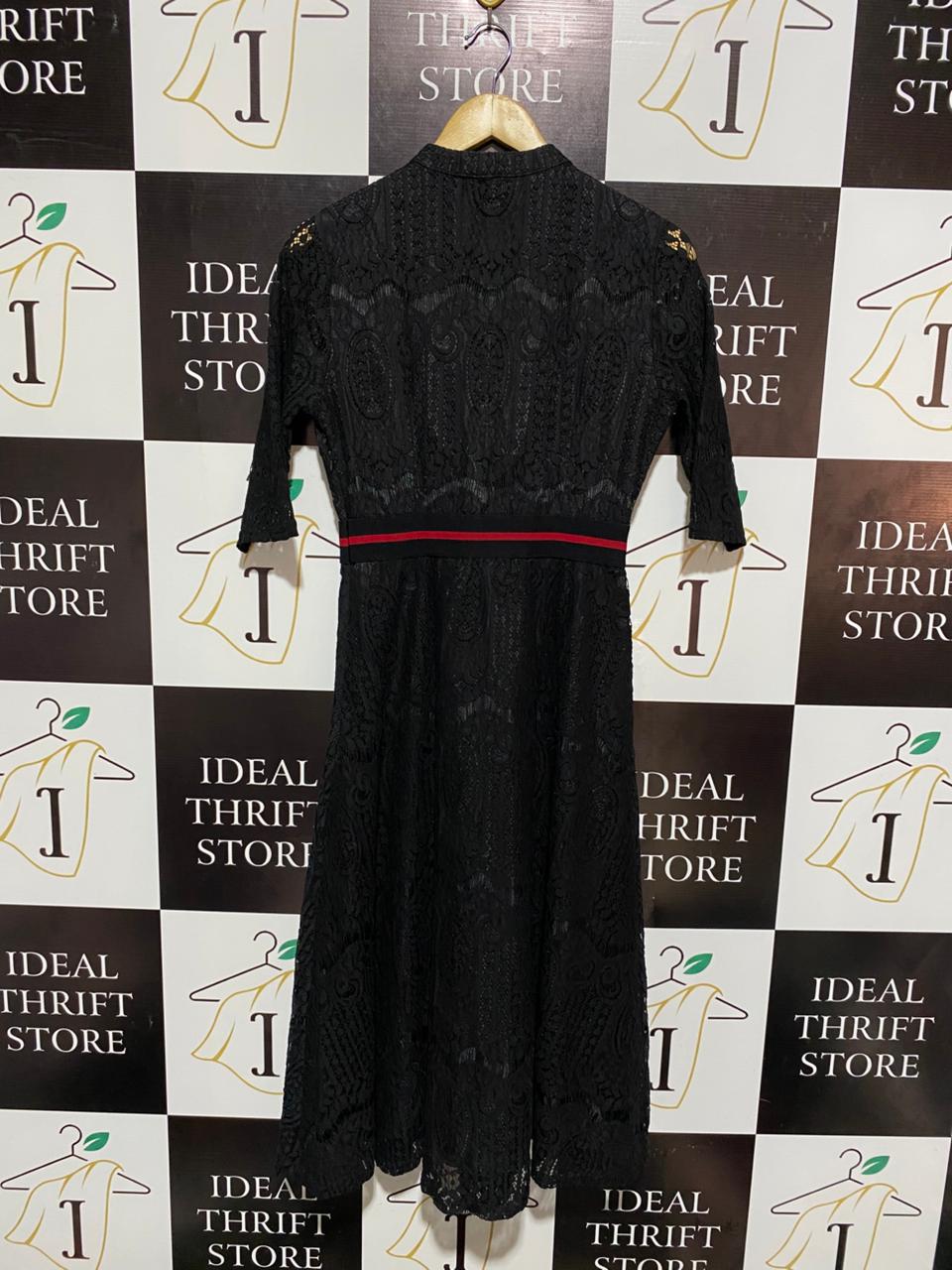 MOSSEE |M| BUST 17| C5| BLACK LACE MIDI DRESS WITH CONTRAST WAISTBAND