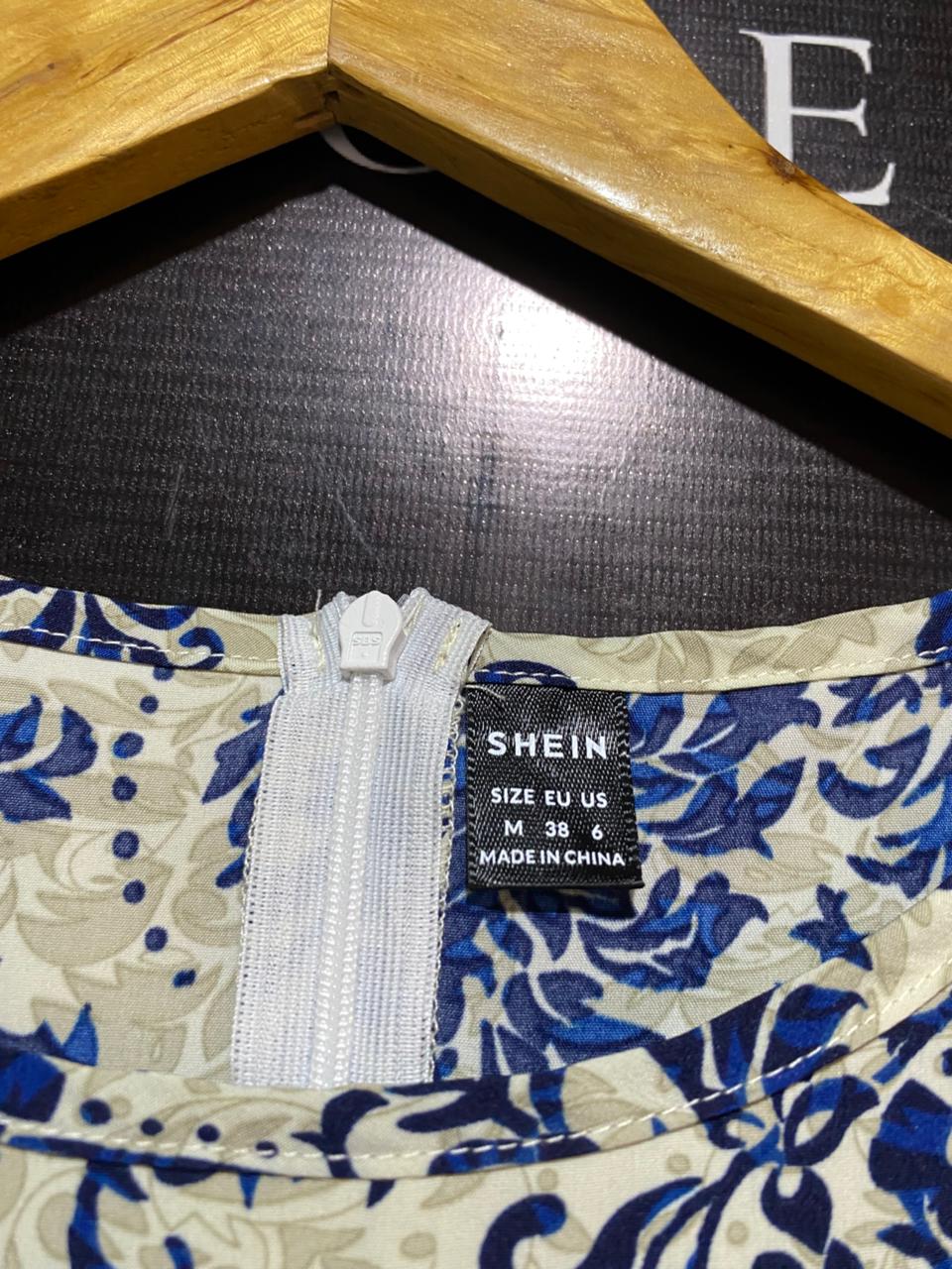 SHEIN |M| BUST 18| BLUE DAMASK PRINT SLEEVELESS MAXI DRESS