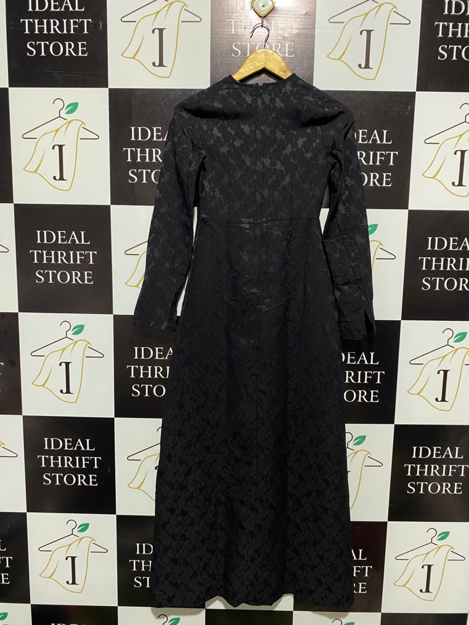 NIICE |S| BUST 14| C5| BLACK TEXTURED HIGH-NECK MAXI DRESS