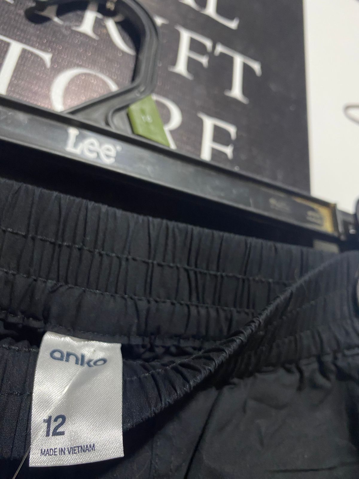ANKO |L| WAIST 30| BLACK WIDE-LEG CARGO PANTS
