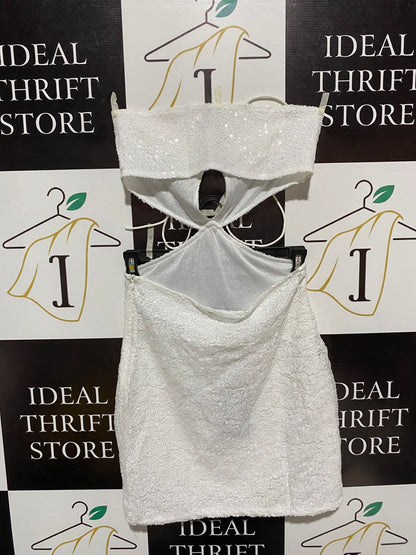 REBELLIOUS |S| BUST 13| THIS STUNNING WHITE SEQUIN MINI DRESS