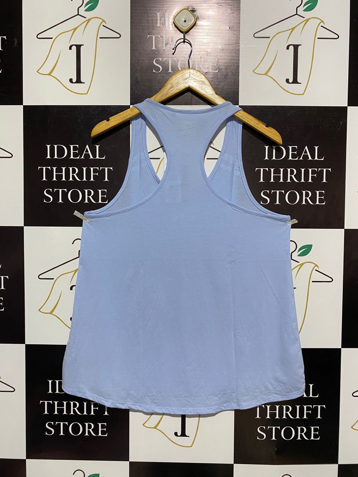 LONSDALE |L| BUST 19| STYLISH AND BREATHABLE LIGHT BLUE ATHLETIC TANK WITH ICONIC LONSDALE LONDON BRANDING
