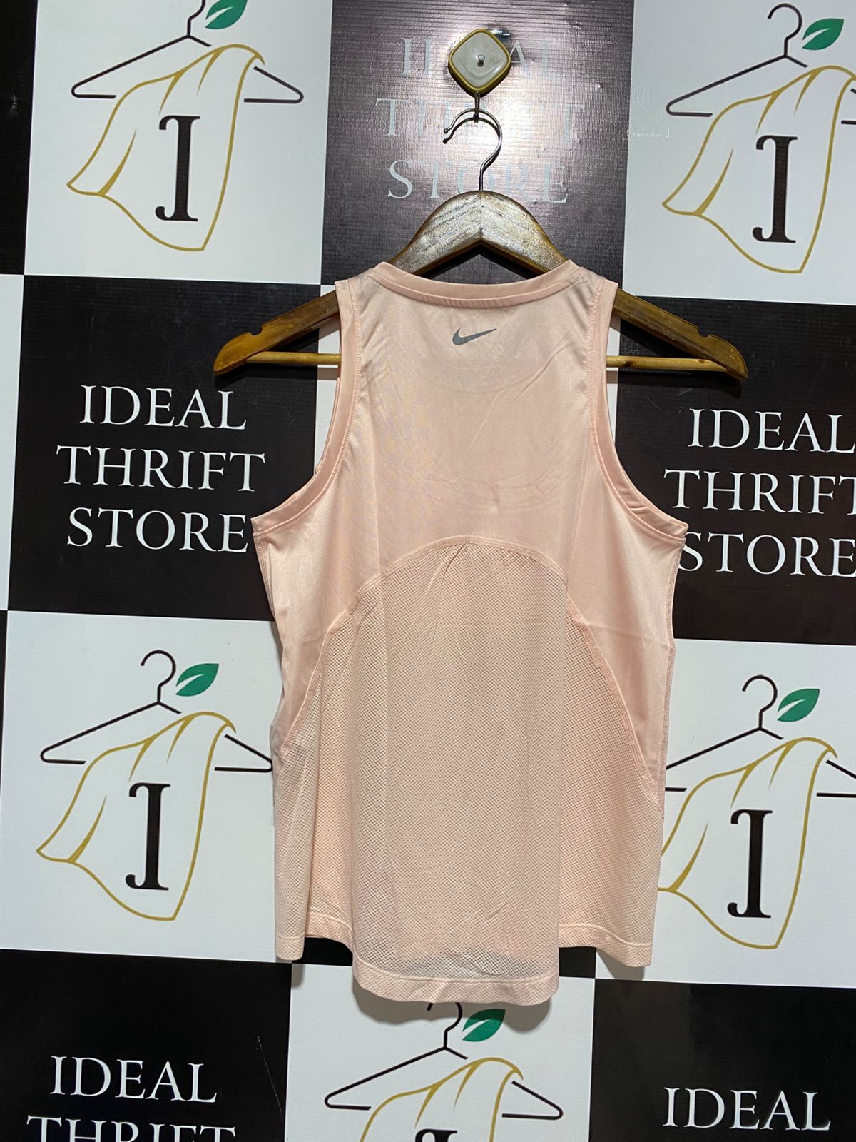 NIKE |XS| BUST 16| SWIFT DRI-FIT RUNNING TANK TOP