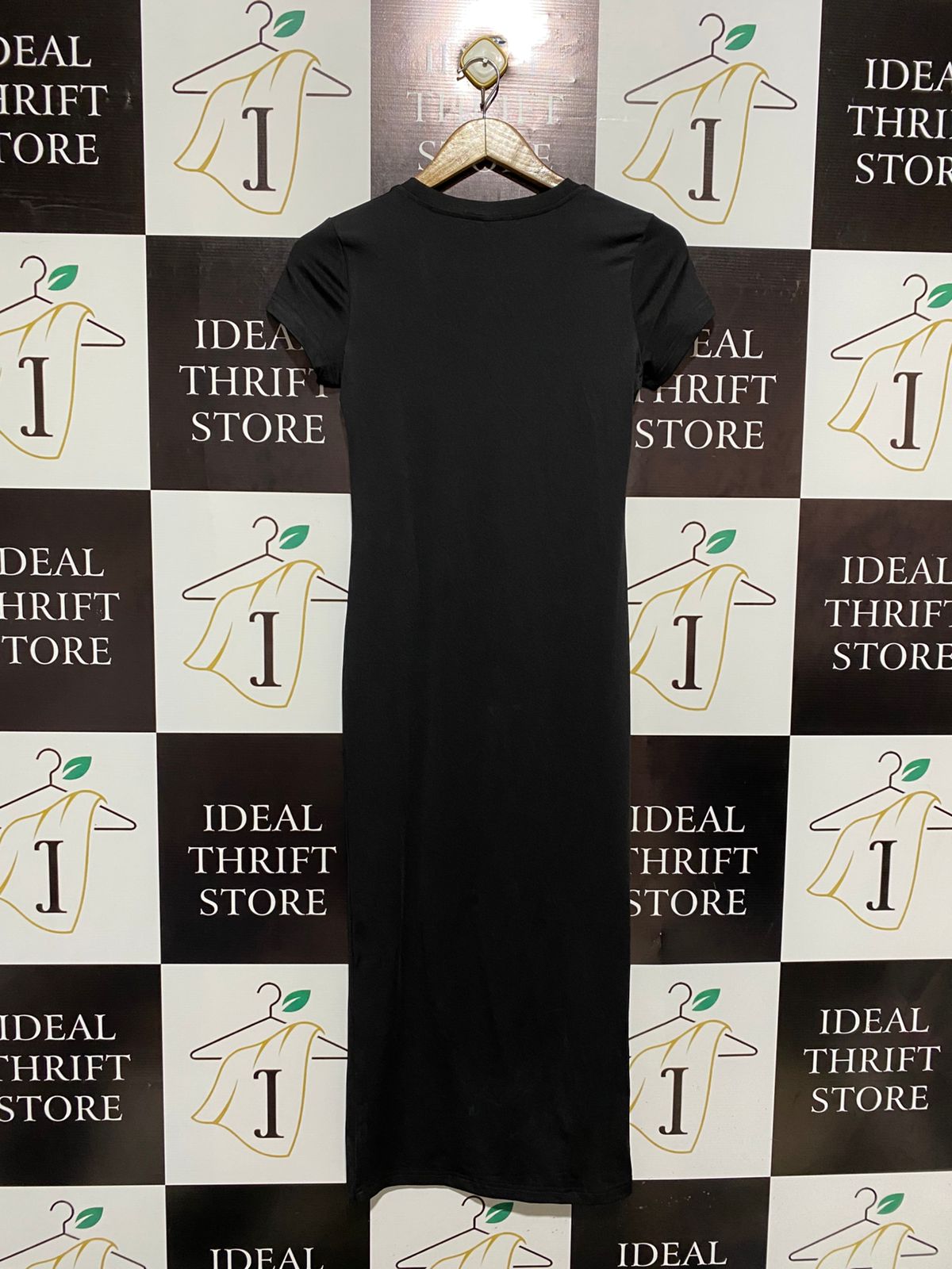 SHEIN |M| BUST 15| BLACK RIBBED T-SHIRT STYLE MAXI DRESS