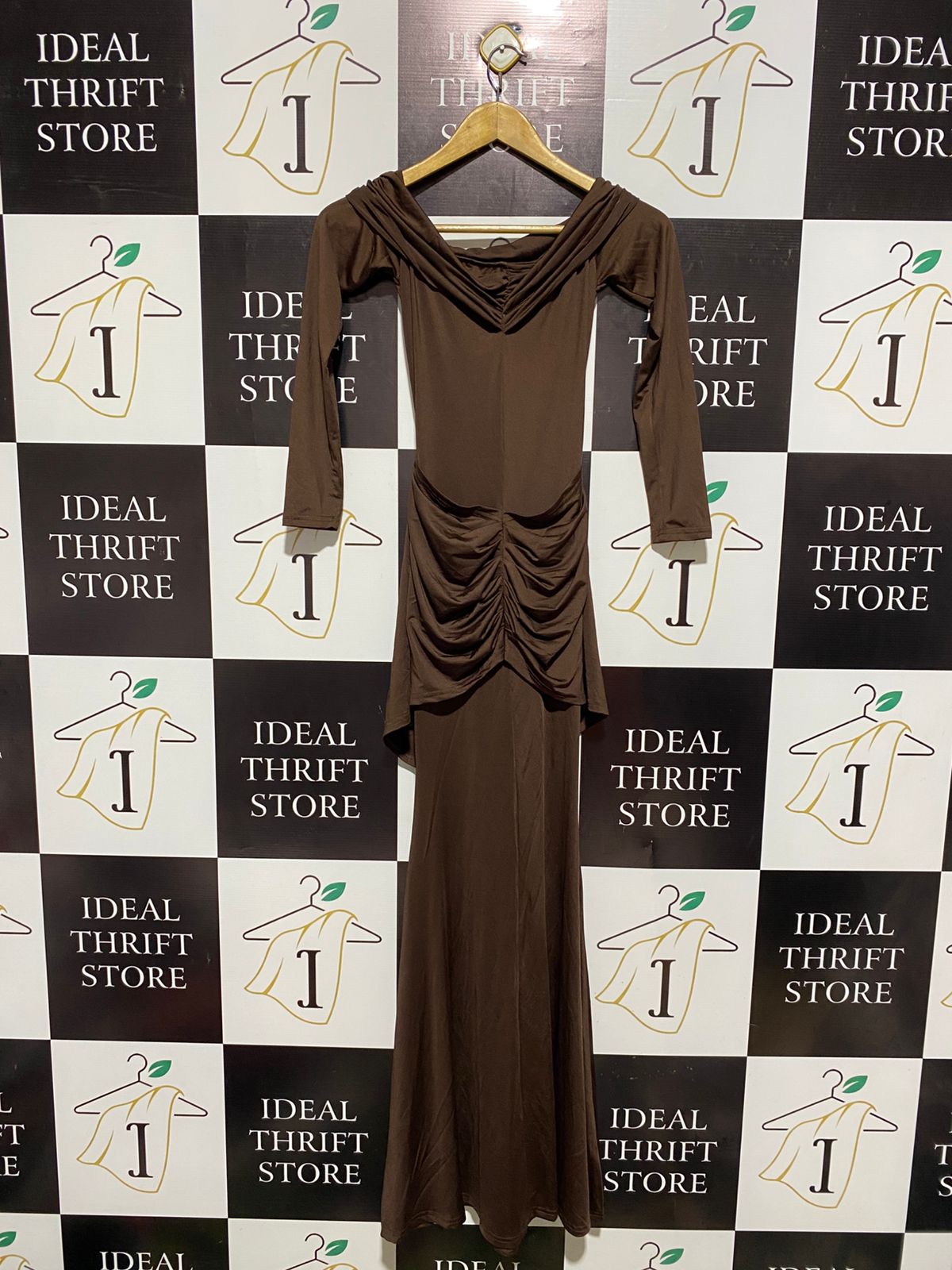 MUSERA |XS| BUST 13| ELEGANT CHOCOLATE BROWN OFF-THE-SHOULDER MAXI DRESS