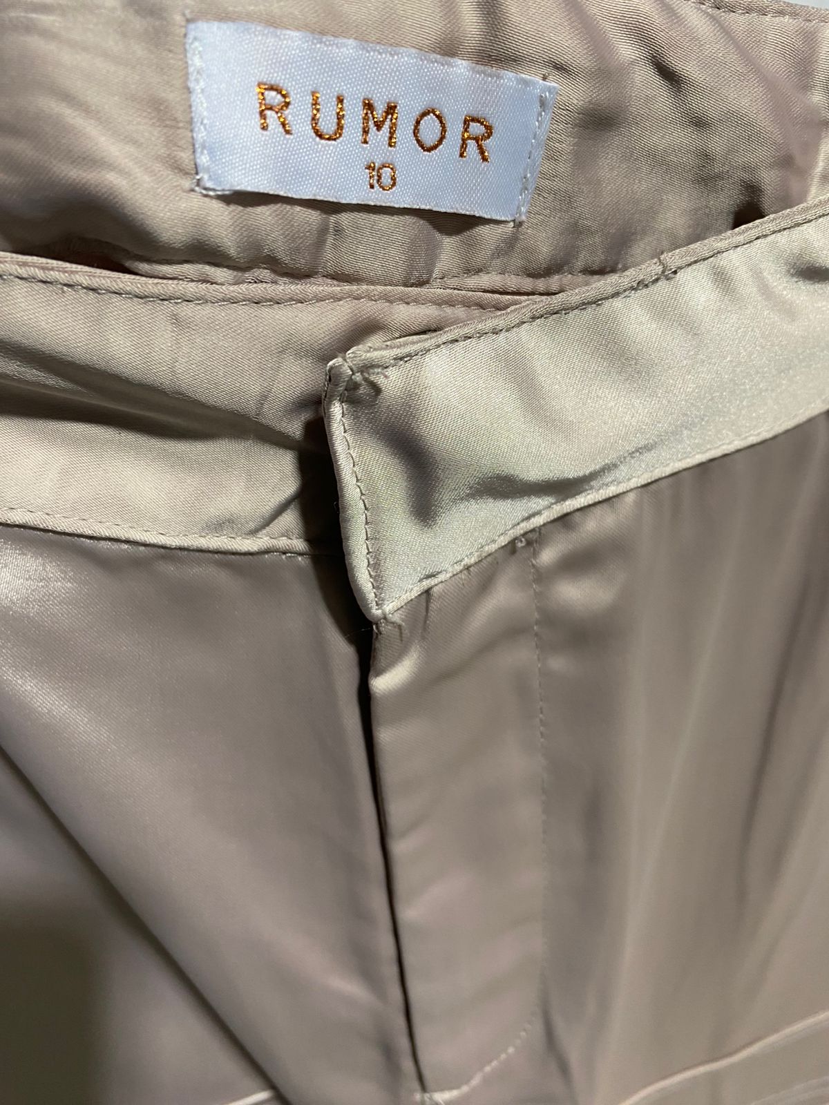 RUMOR |L| WAIST 30| LUMINOUS CHAMPAGNE SATIN CARGO PANTS