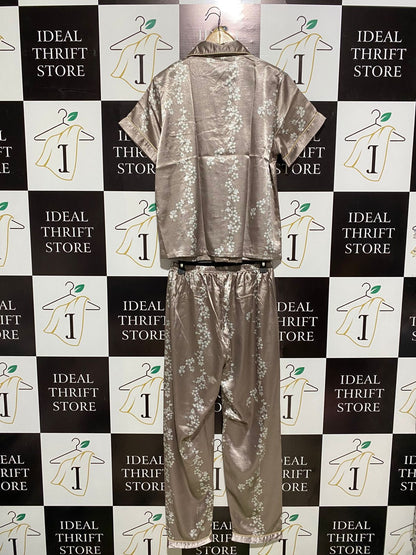 ELEGANT WOMEN'S FLORAL PRINT SATIN PAJAMA SET |L|