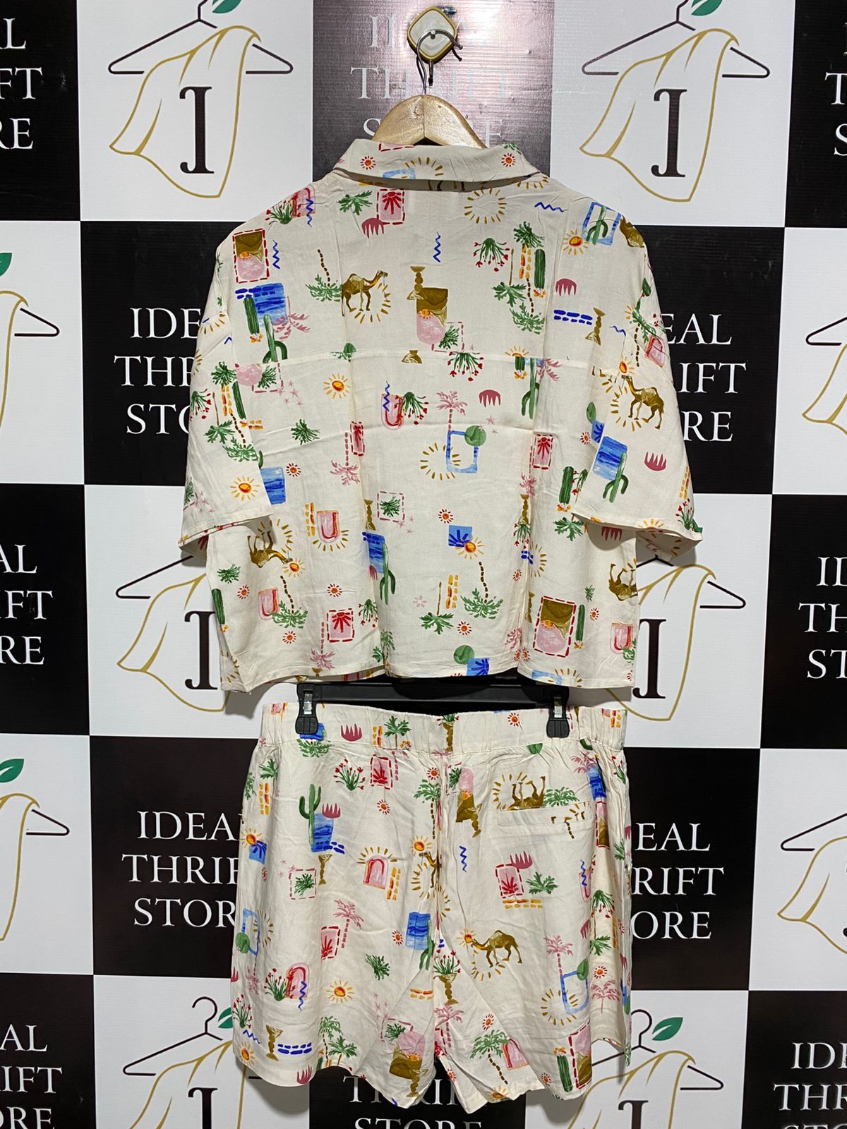 IRIS MAXI |XL| GLOBETROTTER CROPPED CAMP COLLAR SHIRT AND SHORTS SET