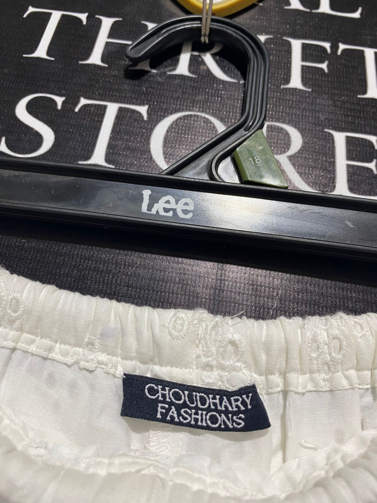 CHOUDHARY FASHIONS |XL| WAIST 32| INTRICATE BRODERIE ANGLAISE / EYELET OVERLAY