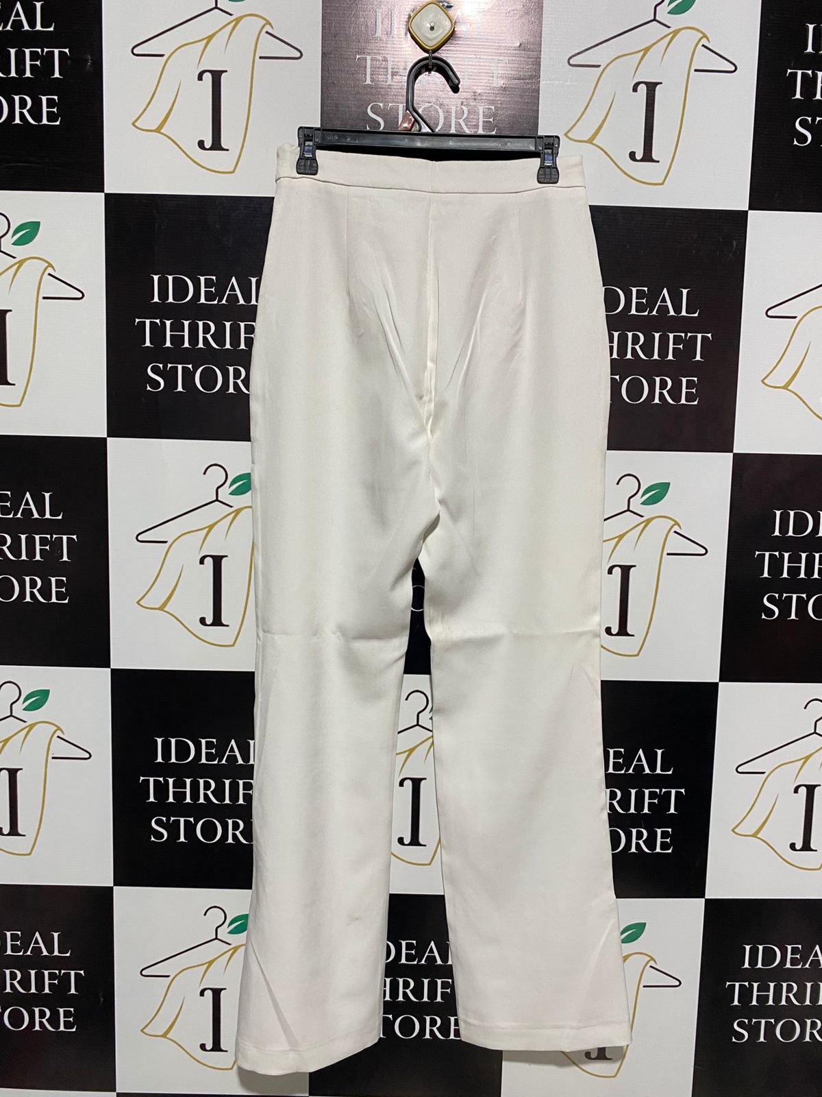 SHOWPO |M| WAIST 28| CROSS POCKETS, BELT LOOPS, FRONT DART DETAILS HIGH-RISE WIDE-LEG PANT