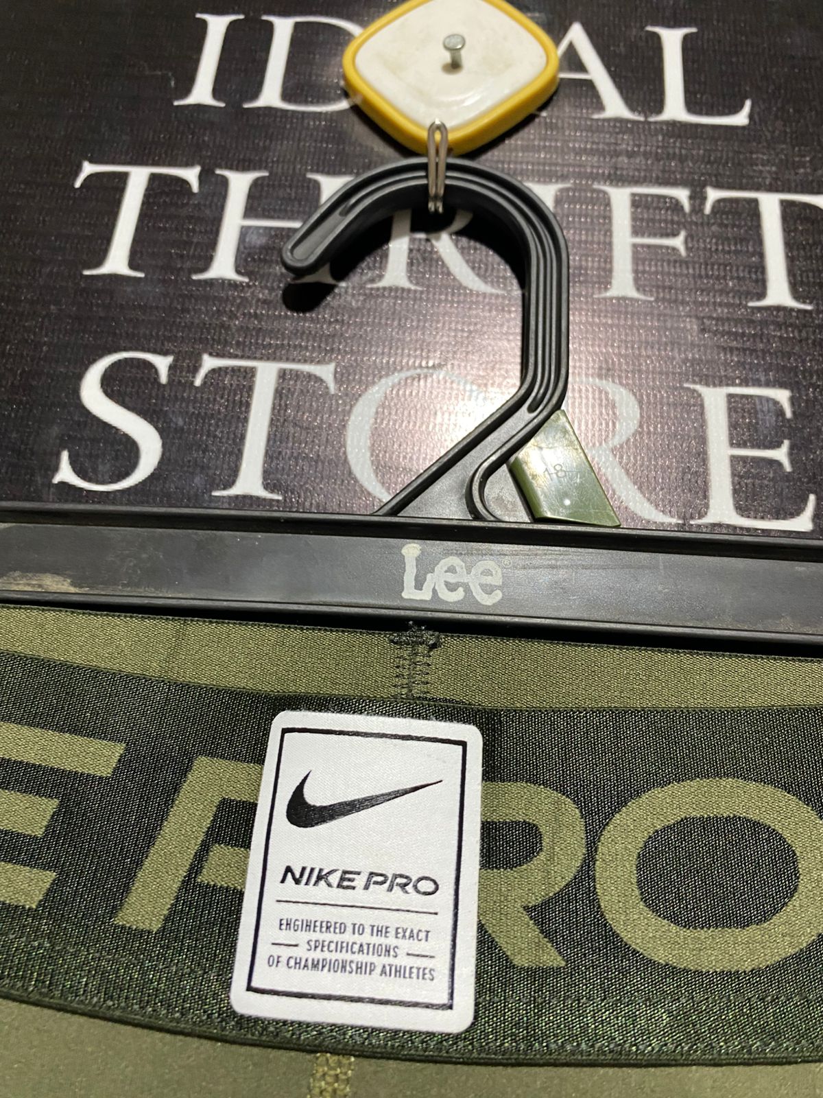 NIKE |S| WAIST 24| PRO OLIVE GREEN TRAINING TIGHTS