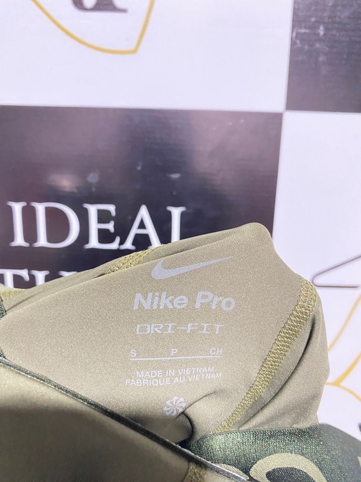 NIKE |S| WAIST 24| PRO OLIVE GREEN TRAINING TIGHTS