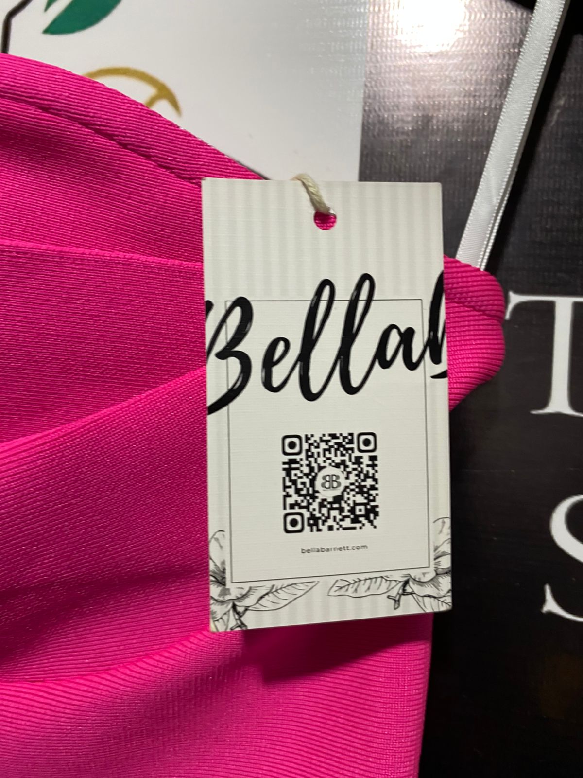 BELLA BARNETT |S| BUST 13| VIBRANT HOT PINK STRAPLESS MIDI DRESS