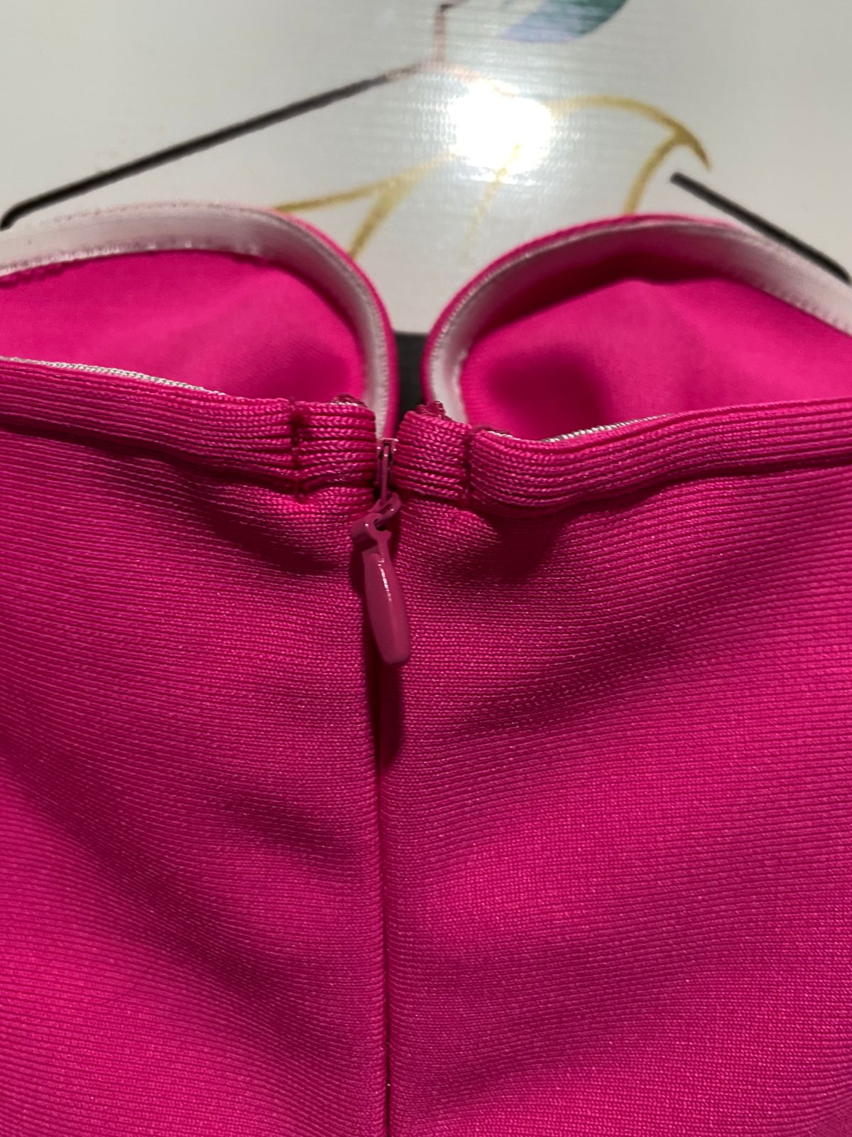 BELLA BARNETT |S| BUST 13| VIBRANT HOT PINK STRAPLESS MIDI DRESS
