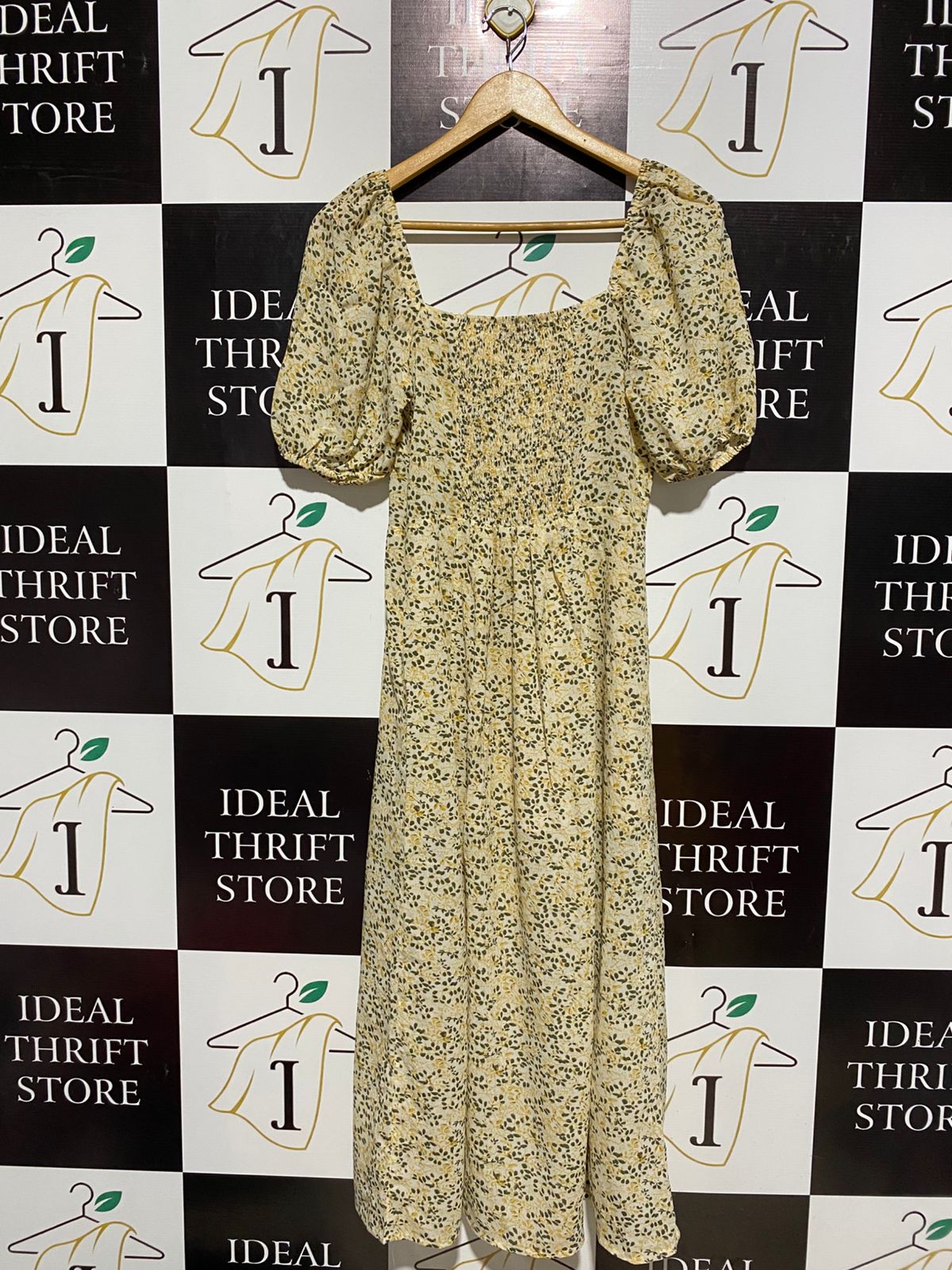 FORCAST |S| BUST 14| C4|VINTAGE FLORAL PUFF-SLEEVE MIDI DRESS