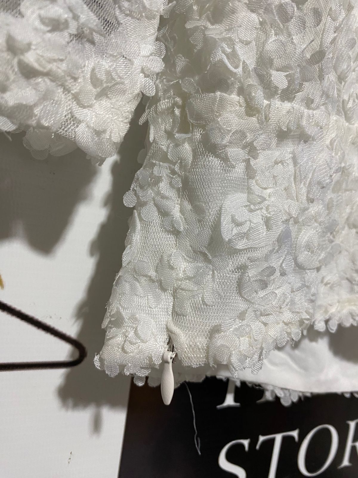 NEW LOOK |S| BUST 14|B12| IVORY CHANTILLY LACE PEPLUM TOP