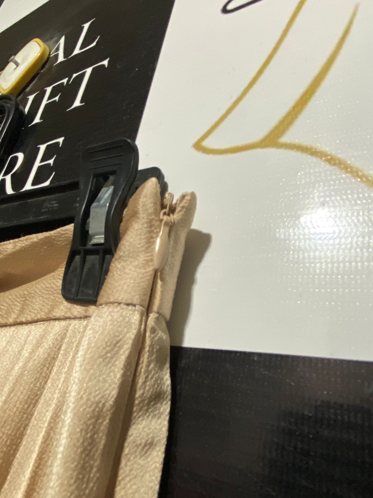 ZARA |M| WAISY 26| NEUTRAL HIGH-WAISTED PLEATED MAXI SKIRT