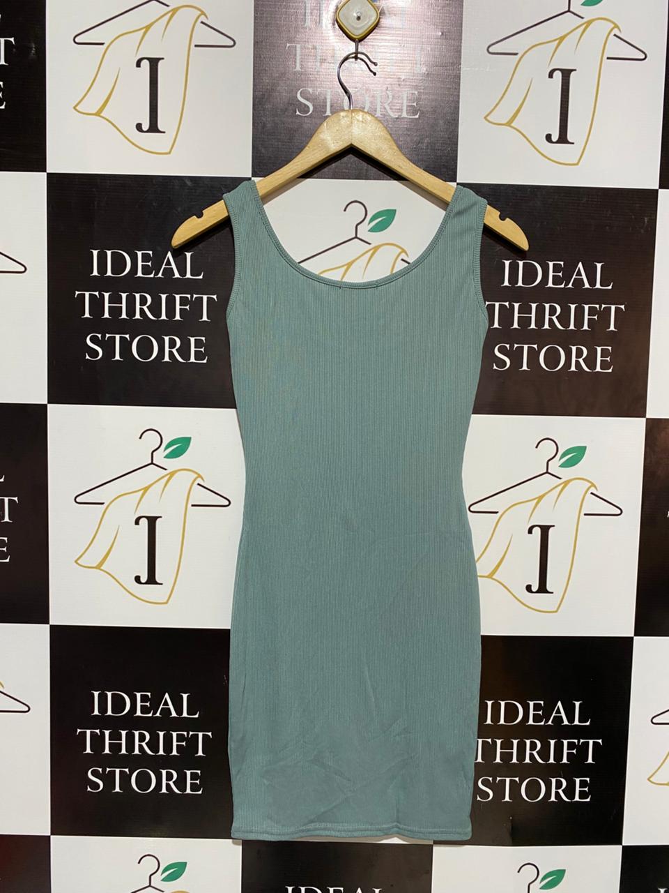 PRETTYLITTLE THING |S| BUST 14| Lead Grey Ribbed Bodycon Dress