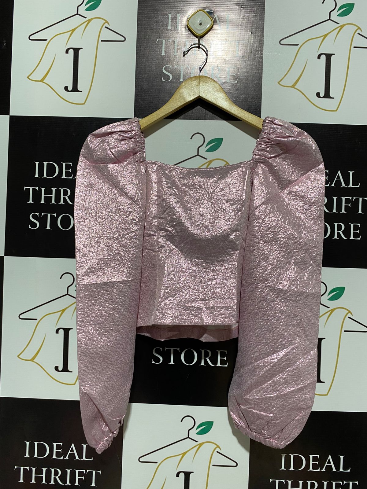 RIVER ISLAND |M| BUST 16|C2|METALLIC PINK TEXTURED BOW-FRONT CROP TOP WITH PUFF SLEEVES