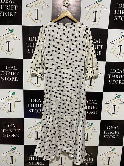 WALLIS |M| BUST 18| B1| CLASSIC MONOCHROME POLKA DOT MIDI DRESS WITH THREE-QUARTER SLEEVES