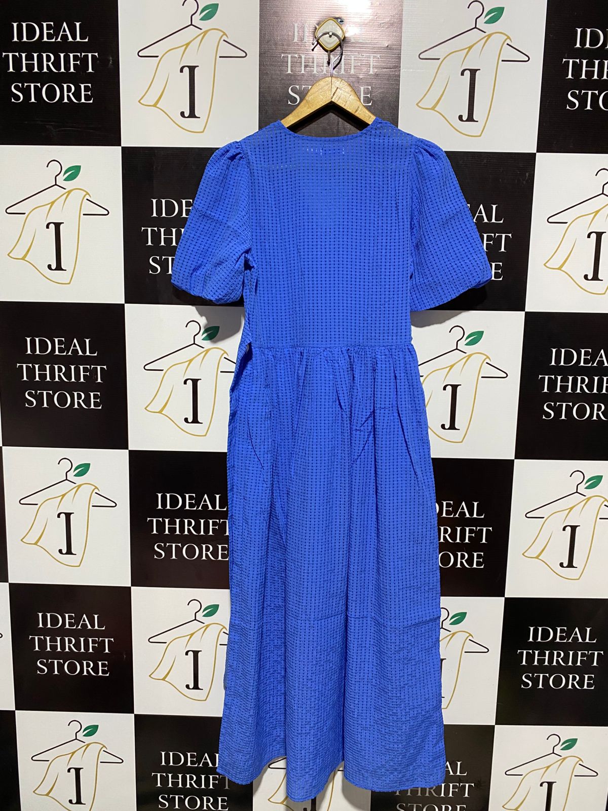 VALLEY |M| BUST 17|B10| COBALT BLUE TEXTURED SEERSUCKER MAXI DRESS WITH BUTTON FRONT