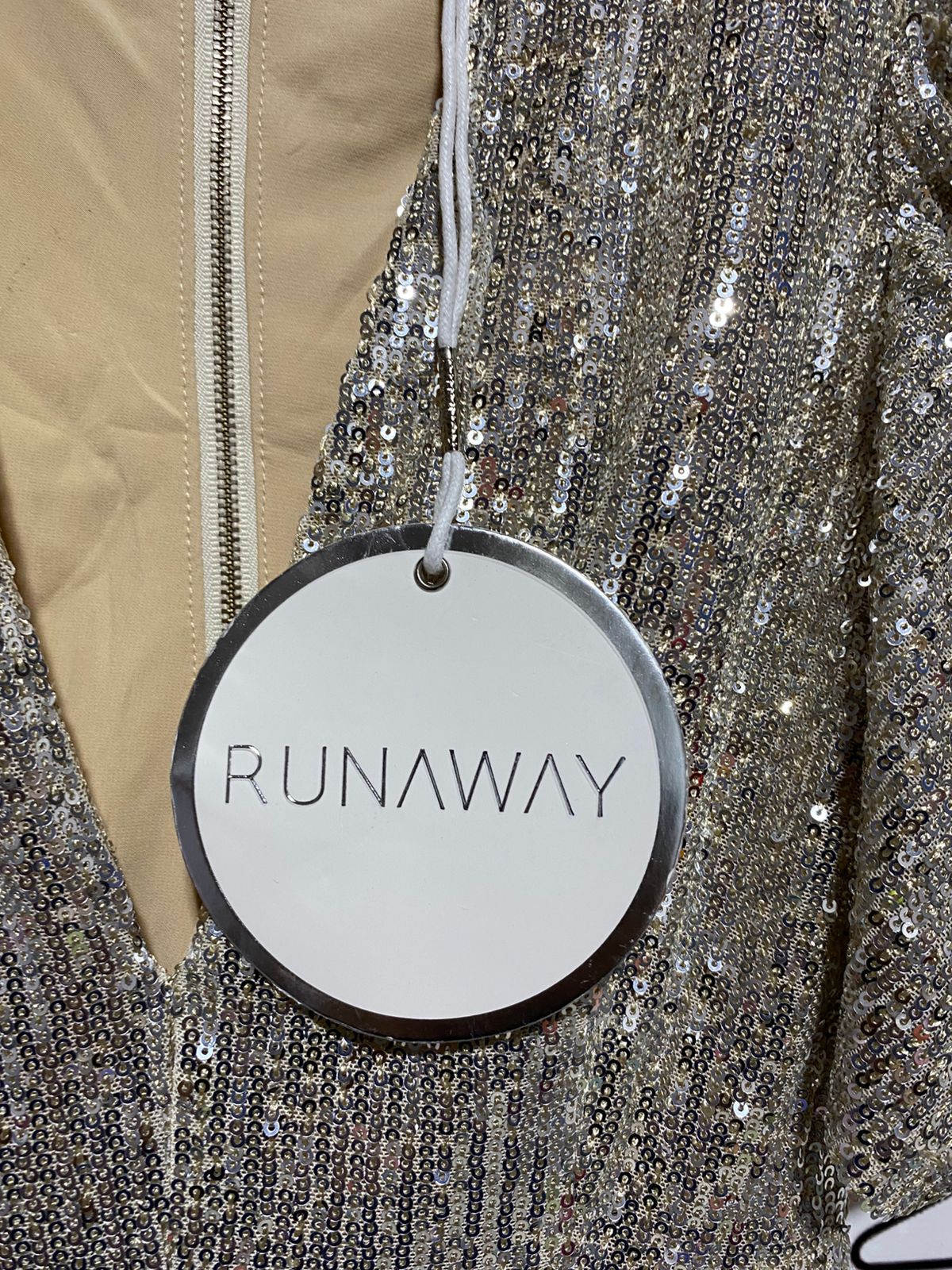 RUNAWAY |XS| BUST 15| GLAMOROUS CHAMPAGNE GOLD SEQUIN MINI DRESS WITH PLUNGING V-NECK