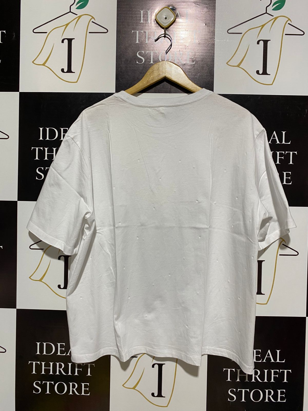 & ME |L| BUST 25|B14| WHITE SHORT SLEEVE RHINESTONE EMBELLISHED CREWNECK T-SHIRT